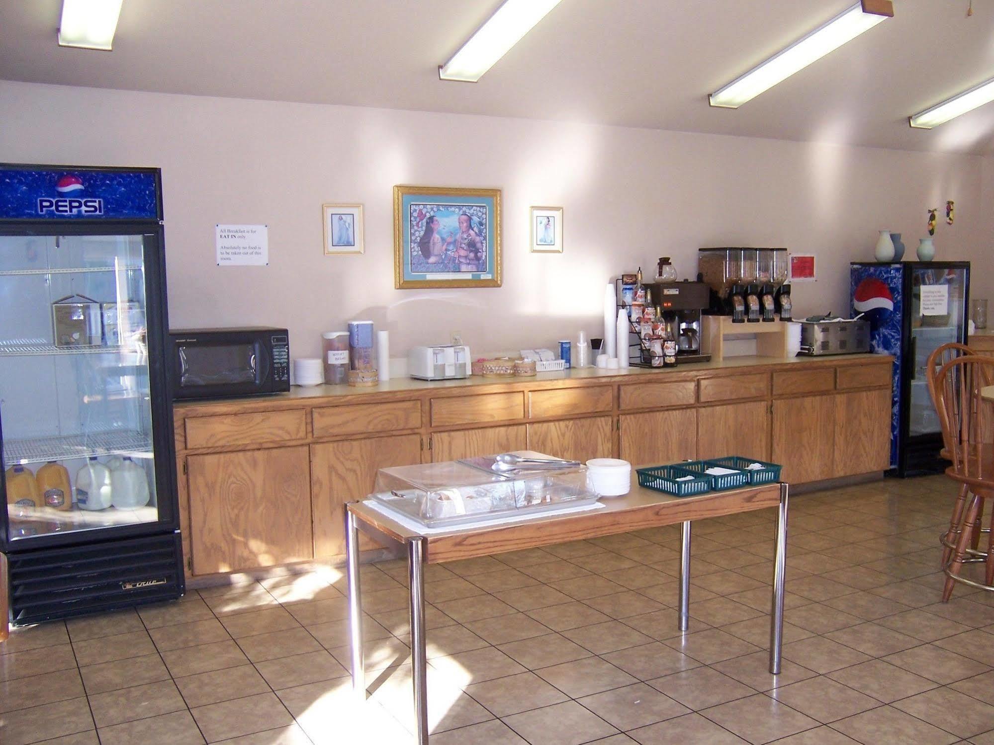 Tahlequah Oak Hill Inn And Suites מראה פנימי תמונה
