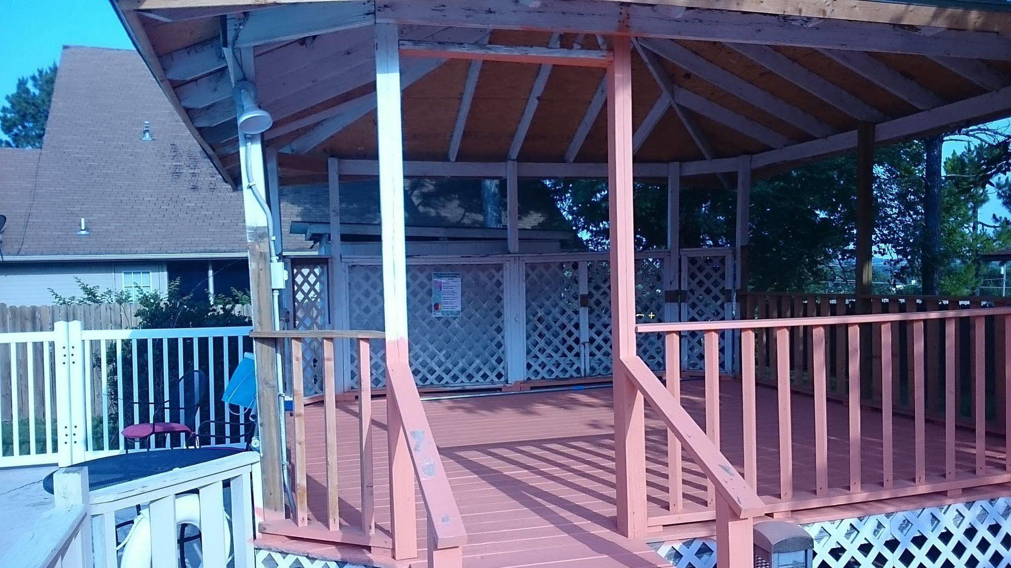 Tahlequah Oak Hill Inn And Suites מראה חיצוני תמונה